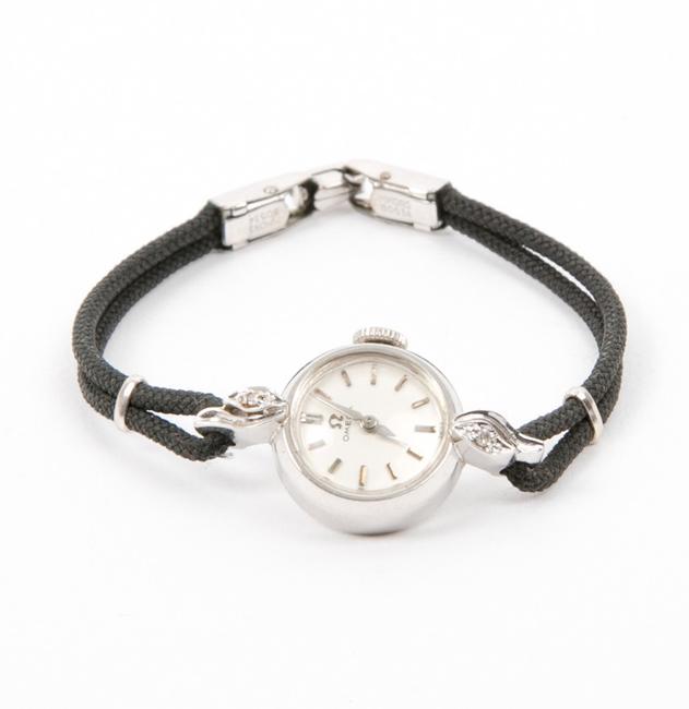 Omega 14k White Gold Leather Vintage Womens Timeless Wristwatch Watch
