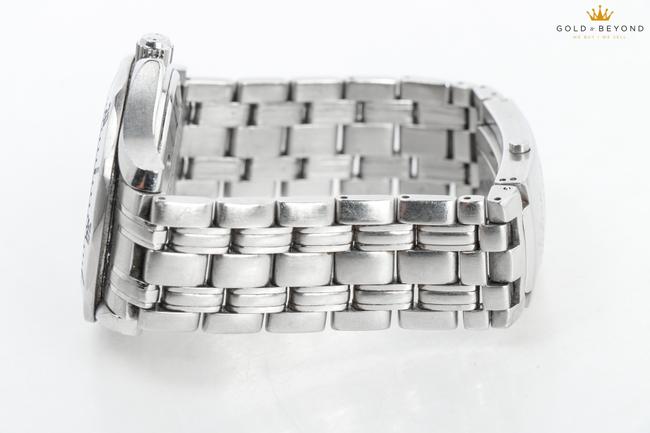 Omega White/ Stainless Steel Seamaster Diver 300m Chronometer 210.30.42.20.04.001 Watch