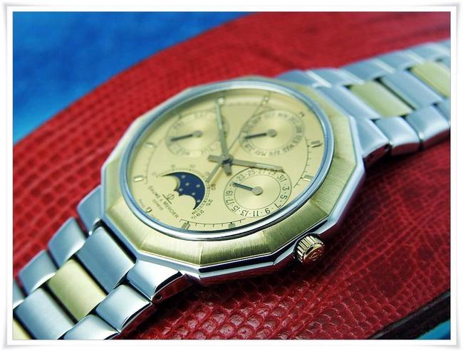 Baume & Mercier Gold Tone and Stainless Steel Riviera W Mens Moon-phase 18k Solid Ss Quartz W/Bracelet Watch
