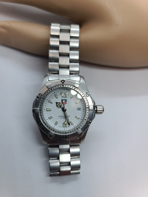 TAG Heuer Silver Professional 200 M Ladies Watch