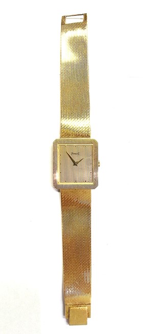 Piaget Vintage 18 Karat(750) Yellow Gold Quartz Watch Piaget Vintage 18 Karat(750) Yellow Gold Quartz Watch