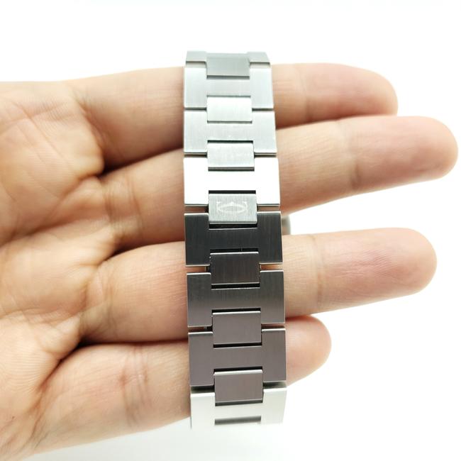 Cartier Pasha C Gmt 35mm Watch Cartier Pasha C Gmt 35mm Watch