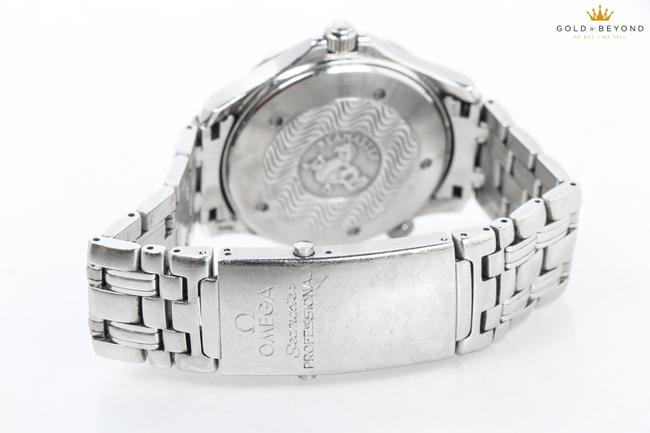 Omega White/ Stainless Steel Seamaster Diver 300m Chronometer 210.30.42.20.04.001 Watch Omega White/ Stainless Steel Seamaster Diver 300m Chronometer 210.30.42.20.04.001 Watch