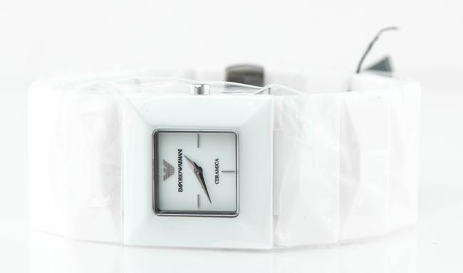 Emporio Armani White Ceramica Ar 1436 Ladies Watch Emporio Armani White Ceramica Ar 1436 Ladies Watch
