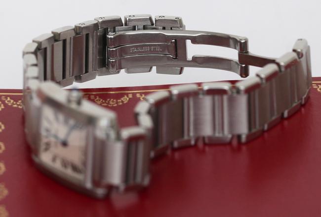 Cartier Silver Tank Francaise Quartz Stainless Steel Bracelet 20mm Watch Cartier Silver Tank Francaise Quartz Stainless Steel Bracelet 20mm Watch