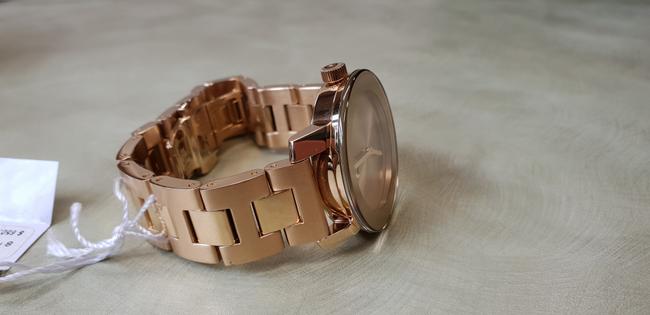 Movado Gold Swiss Ion-plated Stainless Steel Ladies 3600085 Watch Movado Gold Swiss Ion-plated Stainless Steel Ladies 3600085 Watch