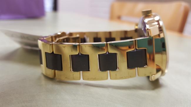 Movado Gold Swiss Two Tone Stainless Steel Ladies 3600338 Watch Movado Gold Swiss Two Tone Stainless Steel Ladies 3600338 Watch