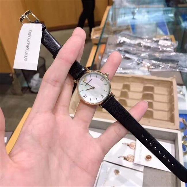 Emporio Armani Black Ar1910 Womens Two-hand Quartz Leather Watch Emporio Armani Black Ar1910 Womens Two-hand Quartz Leather Watch