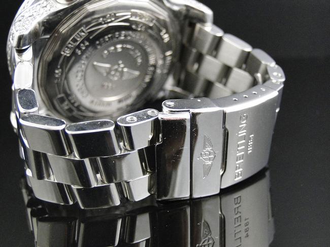 Breitling Stainless Steel Custom Super Avenger Aeromarine 53 Mm Genuine Diamond 23.5 Ct Watch Breitling Stainless Steel Custom Super Avenger Aeromarine 53 Mm Genuine Diamond 23.5 Ct Watch