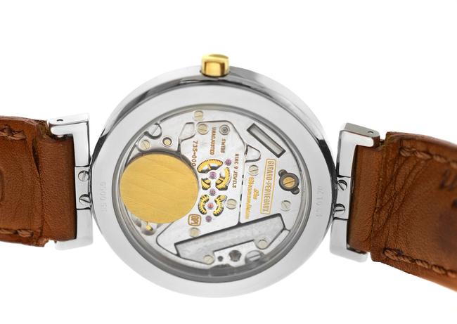 Girard-Perregaux Silver Unisex Integrale Steel Gold 32mm Date Quartz See Watch Girard-Perregaux Silver Unisex Integrale Steel Gold 32mm Date Quartz See Watch