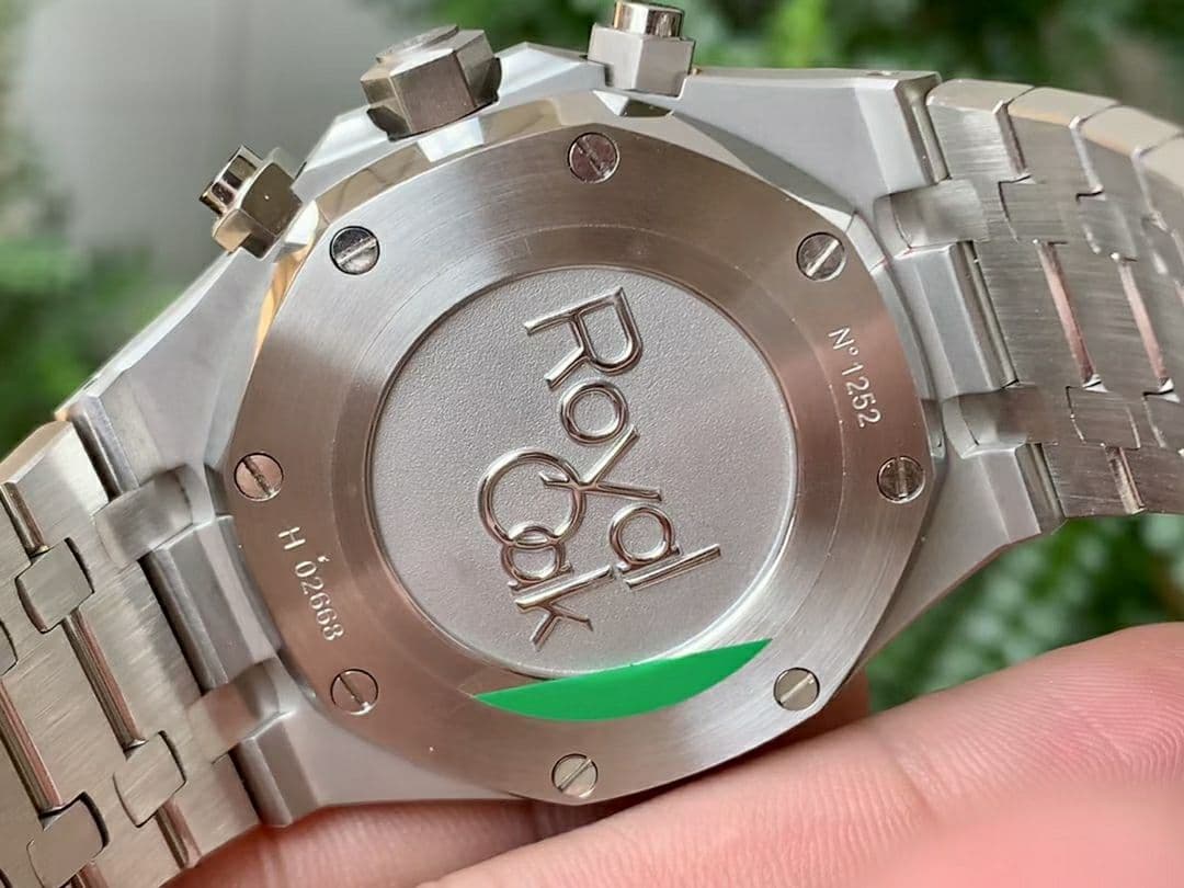 Lady Royal Oak 33mm YG JF 1:1 Best Edition Chrono Diamonds Bezel on SS Bracelet Swiss Quartz Lady Royal Oak 33mm YG JF 1:1 Best Edition Chrono Diamonds Bezel on SS Bracelet Swiss Quartz