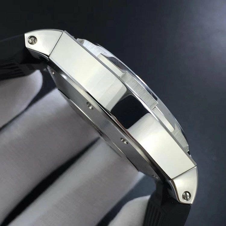 Overseas Dual Time Power Reserve TWA Best Edition White Dial on Black Leather Strap