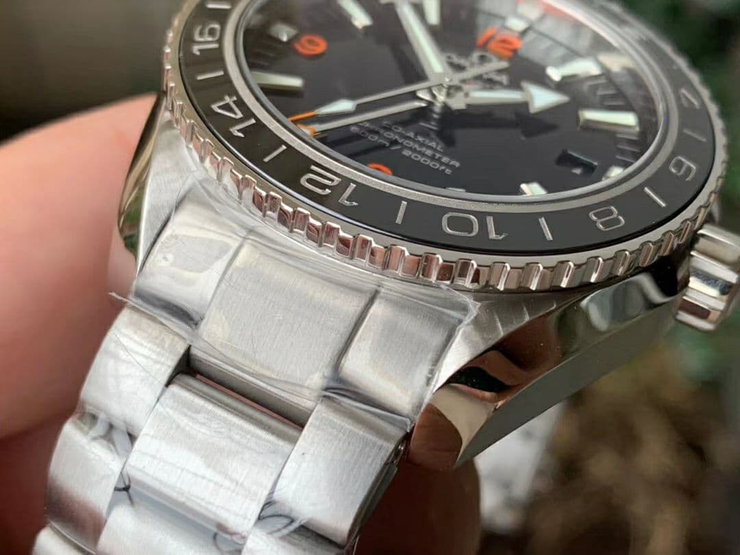 Planet Ocean 600M GMT 43.5mm VSF 1:1 Best Edition Black Dial Orange Markers on SS Bracelet A8605 Super Clone $388.00
