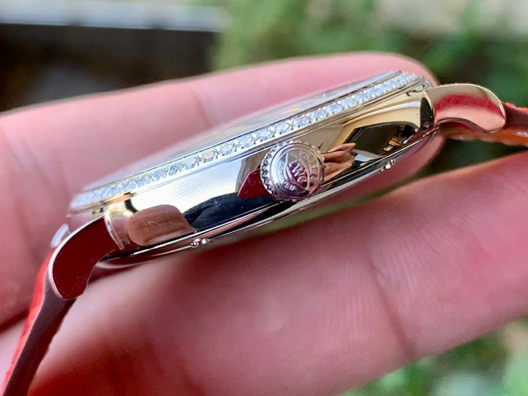 Portofino 37mm SS V7F 1:1 Best Edition White Dial Diamonds Bezel on Red Leather Strap