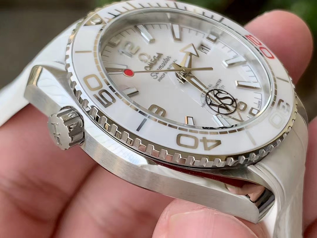 PLANET OCEAN 39.5MM OLYMPIC GAMES SS VSF 1:1 BEST EDITION WHITE DIAL ON WHITE RUBBER STRAP A8800 PLANET OCEAN 39.5MM OLYMPIC GAMES SS VSF 1:1 BEST EDITION WHITE DIAL ON WHITE RUBBER STRAP A8800