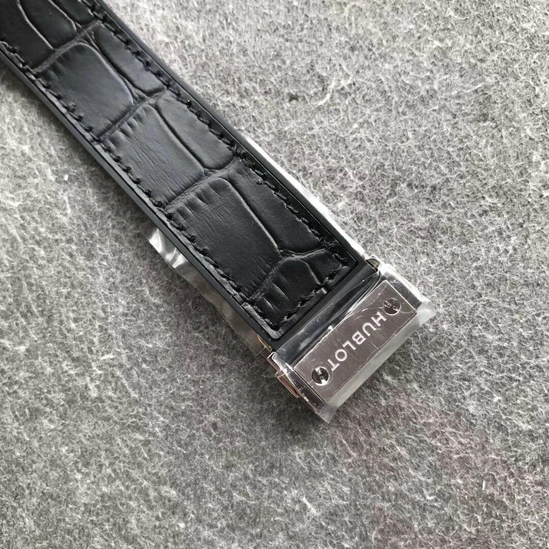 Classic Fusion 38mm Titanium JJF 1:1 Best Edition White Dial on Black Gummy Strap A2892 V2 Classic Fusion 38mm Titanium JJF 1:1 Best Edition White Dial on Black Gummy Strap A2892 V2
