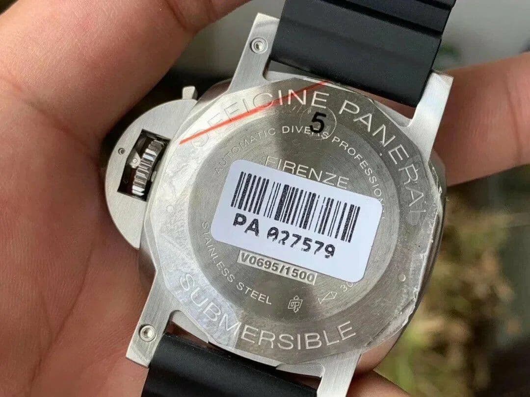 PAM683 Luminor Submersible VSF 1:1 Best Edition on Black Rubber Strap P.9010 Clone