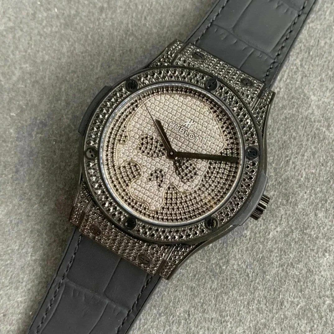 Classic Fusion Automatic PVD OXF Best Edition Diamonds Case Diamonds Skull Dial on Black Leather Strap MIYOTA 9015 Classic Fusion Automatic PVD OXF Best Edition Diamonds Case Diamonds Skull Dial on Black Leather Strap MIYOTA 9015