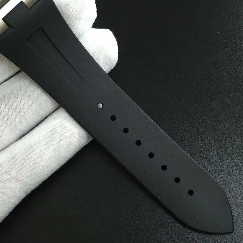 Overseas Dual Time Power Reserve TWA Best Edition White Dial on Black Leather Strap