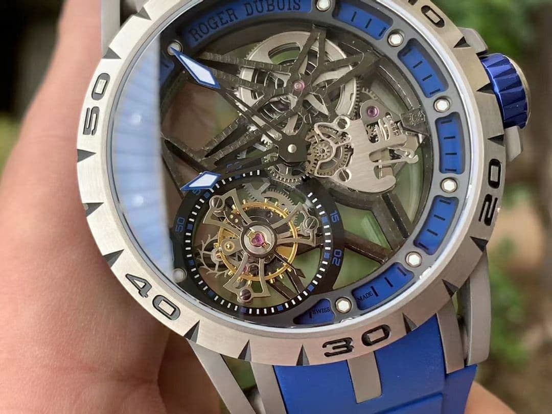 Roger Dubuis G041C - Excalibur Spider Skele Flying Tourb TI/RU Blue BBR
