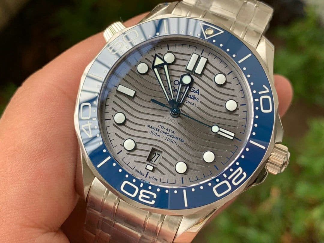 Seamaster Diver 300M SS/YS VSF 1:1 Best Edition YS Bezel Grey Dial on SS/YS Bracelet A8800