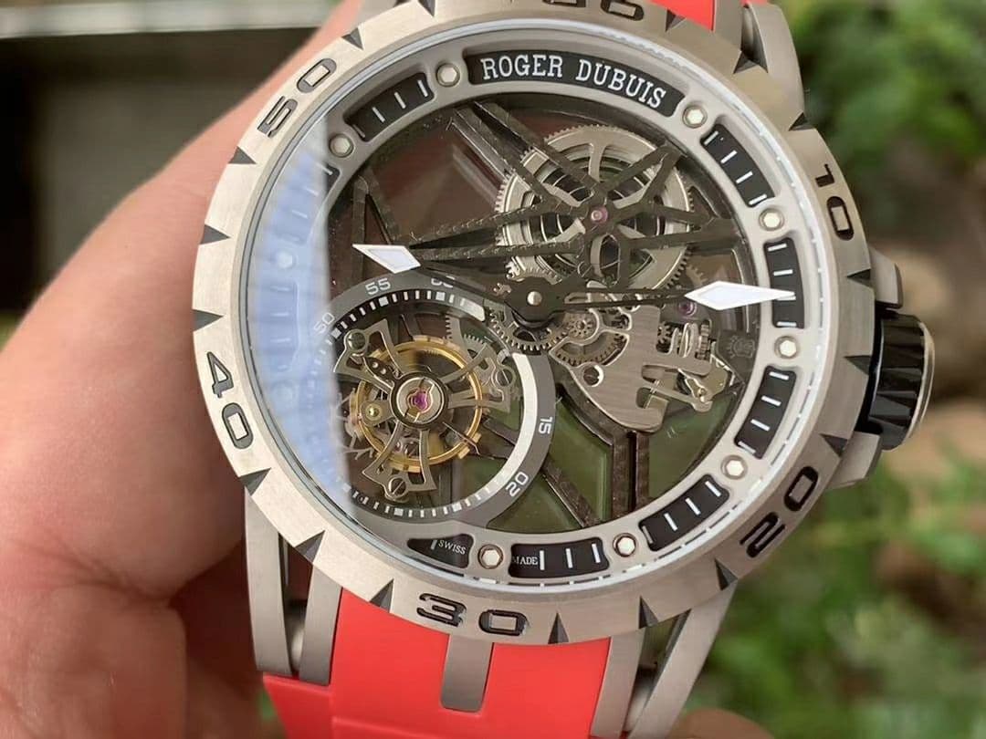 Roger Dubuis G041C - Excalibur Spider Skele Flying Tourb TI/RU White BBR Roger Dubuis G041C - Excalibur Spider Skele Flying Tourb TI/RU White BBR