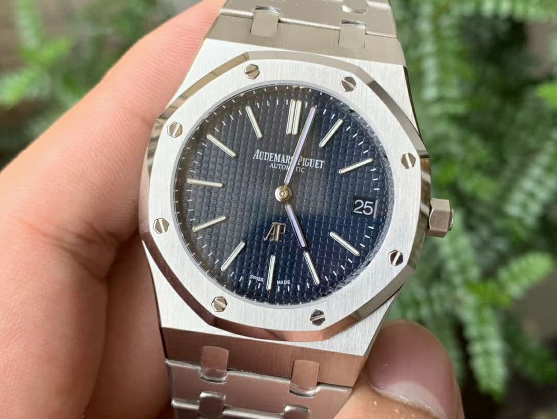 AP0641 - Royal Oak Jumbo Extra Thin 15202 SS/SS Blue ZF A2121 AP0641 - Royal Oak Jumbo Extra Thin 15202 SS/SS Blue ZF A2121