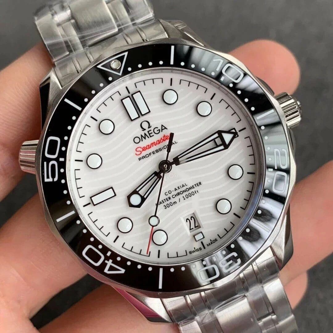 Omega Seamaster Diver 300M SS VSF White Dial Omega Seamaster Diver 300M SS VSF White Dial