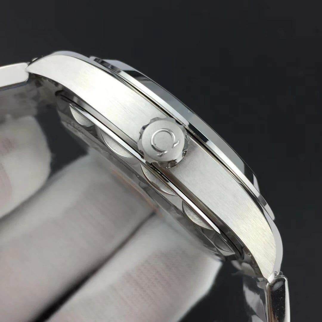 Omega Aqua Terra 150m Master SS/SS Black VSF Asia 8900 Omega Aqua Terra 150m Master SS/SS Black VSF Asia 8900