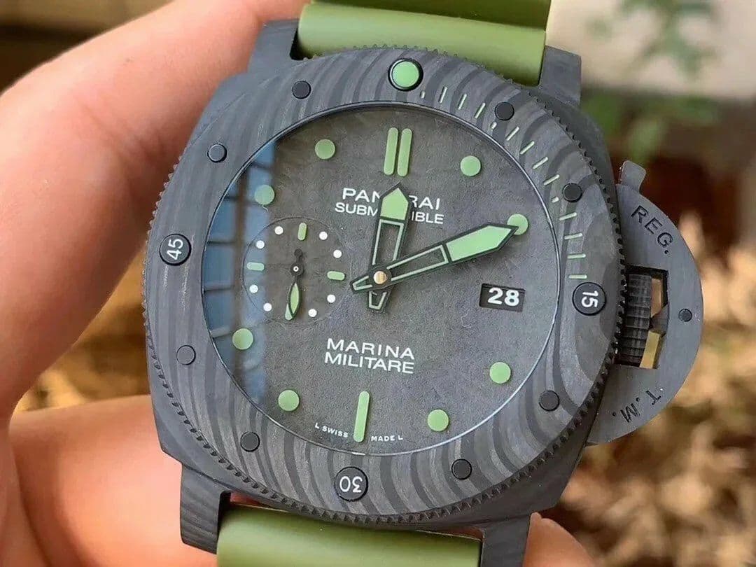 PAM961 Carbotech VSF Best Edition Carbon Dial on Green Rubber Strap P.9010 Clone PAM961 Carbotech VSF Best Edition Carbon Dial on Green Rubber Strap P.9010 Clone