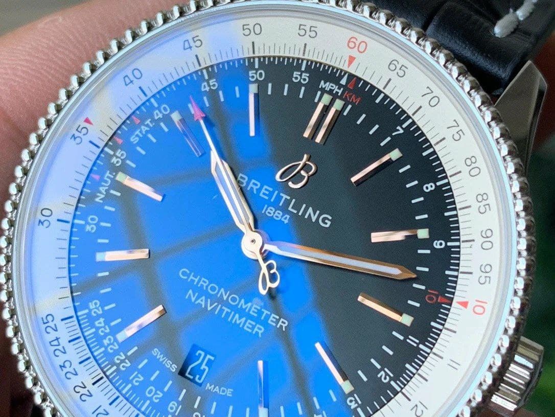Navitimer 1 SS 41mm V7F 1:1 Best Edition White Bezel Black Dial on Black Leather Navitimer 1 SS 41mm V7F 1:1 Best Edition White Bezel Black Dial on Black Leather