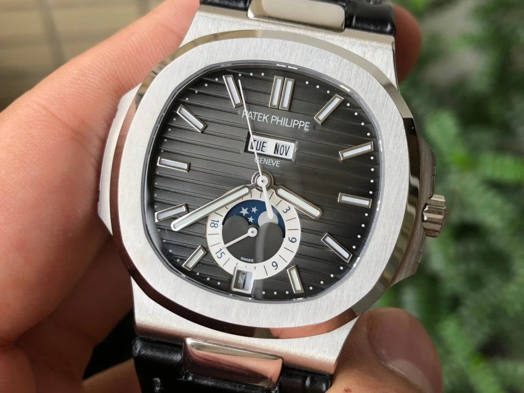 NAUTILUS 5726 COMPLICATED SS 1:1 BEST EDITION BLACK TEXTURED DIAL ON BLACK RUBBER STRAP A324 NAUTILUS 5726 COMPLICATED SS 1:1 BEST EDITION BLACK TEXTURED DIAL ON BLACK RUBBER STRAP A324