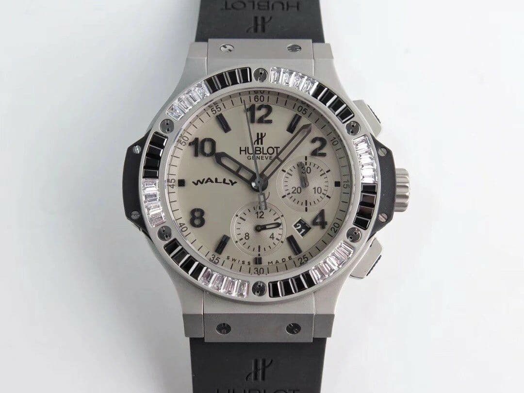 Big Bang 44mm SS Grey Dial Diamond Bezel on Black Leather Strap HUB4104 Big Bang 44mm SS Grey Dial Diamond Bezel on Black Leather Strap HUB4104