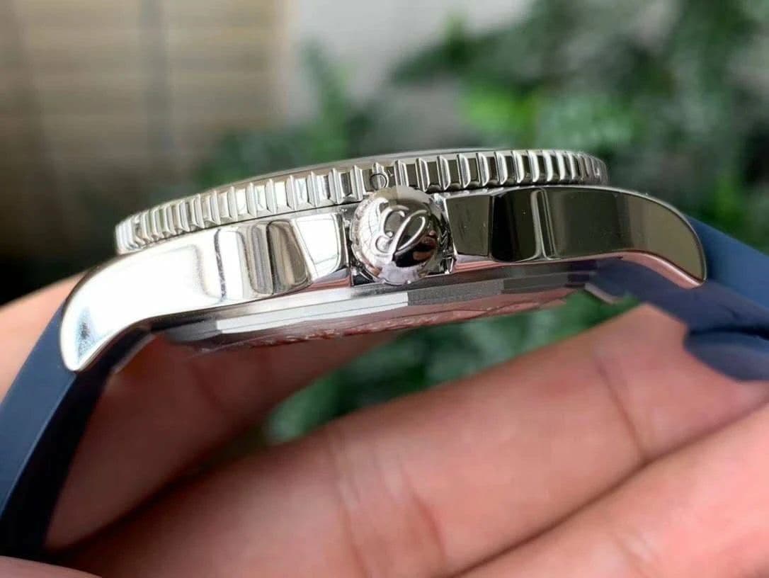 Superocean Automatic 44 TF 1:1 Best Edition Blue Dial Blue Bezel on Blue Rubber Strap A2824 Superocean Automatic 44 TF 1:1 Best Edition Blue Dial Blue Bezel on Blue Rubber Strap A2824