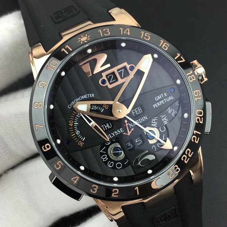 Executive El Toro RG TWA 1:1 Best Edition Black Dial on Black Rubber Strap Asian UN-32 Executive El Toro RG TWA 1:1 Best Edition Black Dial on Black Rubber Strap Asian UN-32