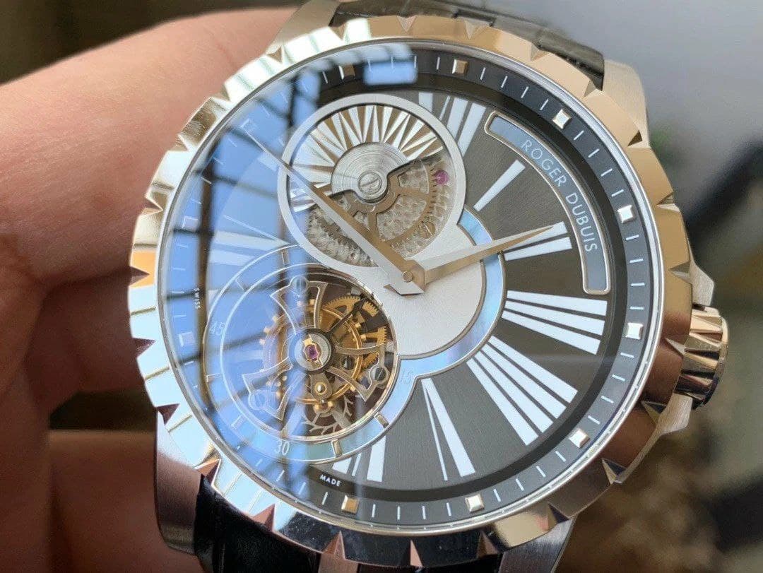 Roger Dubuis Hommage Flying Tourb RDDBHO0568 SS/LE Wht/Gre A Tourbillon Roger Dubuis Hommage Flying Tourb RDDBHO0568 SS/LE Wht/Gre A Tourbillon