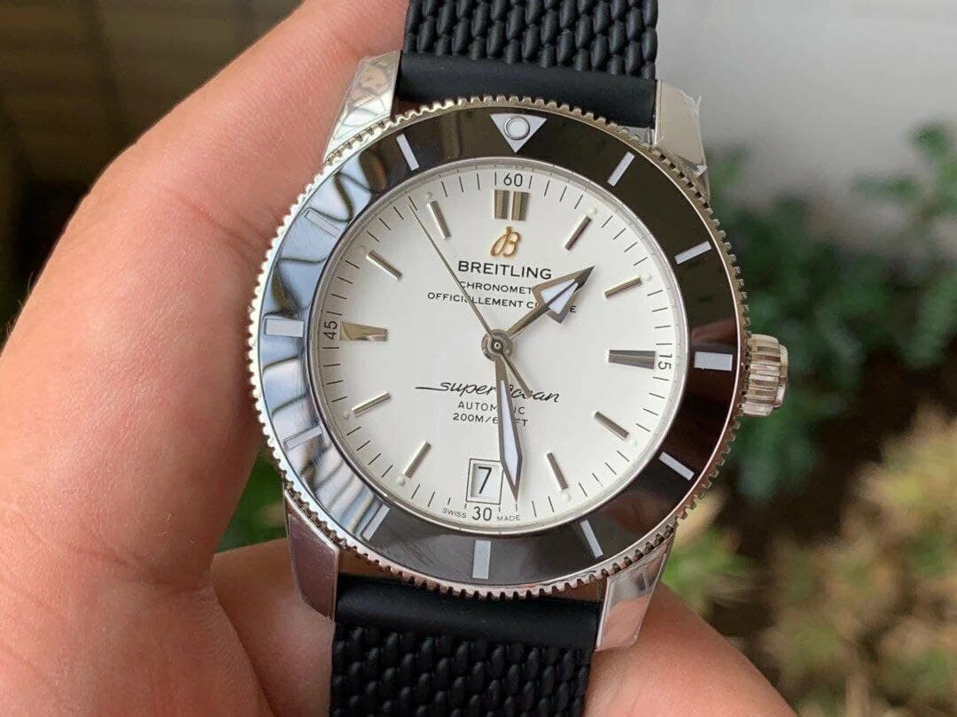 SuperOcean Heritage ii 42mm SS GF 1:1 Best Edition White Dial Black Bezel on Black Rubber Strap V2 SuperOcean Heritage ii 42mm SS GF 1:1 Best Edition White Dial Black Bezel on Black Rubber Strap V2