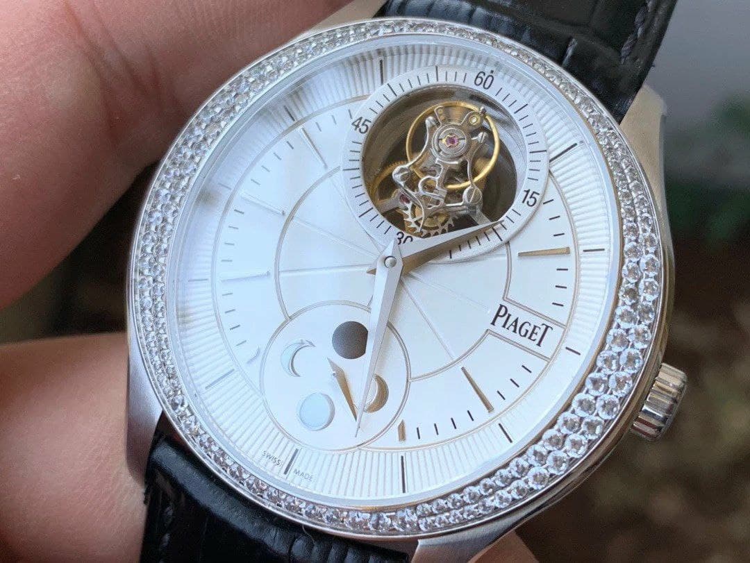 Piaget Gouverneur Tourbillon SS OXF Best Edition White Dial Diamonds Bezel on Brown Leather Strap Piaget Gouverneur Tourbillon SS OXF Best Edition White Dial Diamonds Bezel on Brown Leather Strap