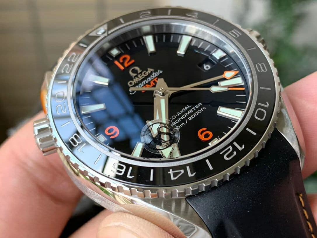 Planet Ocean 600M Co-Axial GMT 43.5mm VSF 1:1 Best Edition Black Dial Orange Markers Black Ceramic Bezel on Black Rubber Strap A8605 Super Clone Planet Ocean 600M Co-Axial GMT 43.5mm VSF 1:1 Best Edition Black Dial Orange Markers Black Ceramic Bezel on Black Rubber Strap A8605 Super Clone