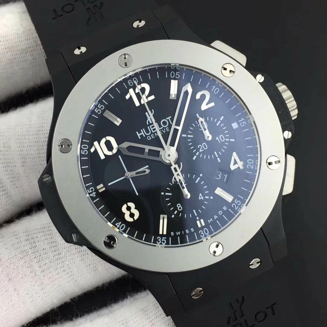 Big Bang 44mm Full Ceramic Gray Dial on Black Gummy Strap HUB4104 Big Bang 44mm Full Ceramic Gray Dial on Black Gummy Strap HUB4104