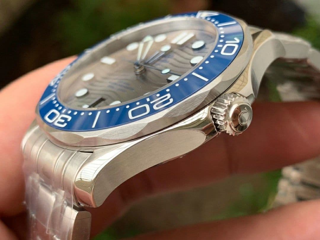 Seamaster Diver 300M SS/YS VSF 1:1 Best Edition YS Bezel Grey Dial on SS/YS Bracelet A8800 Seamaster Diver 300M SS/YS VSF 1:1 Best Edition YS Bezel Grey Dial on SS/YS Bracelet A8800