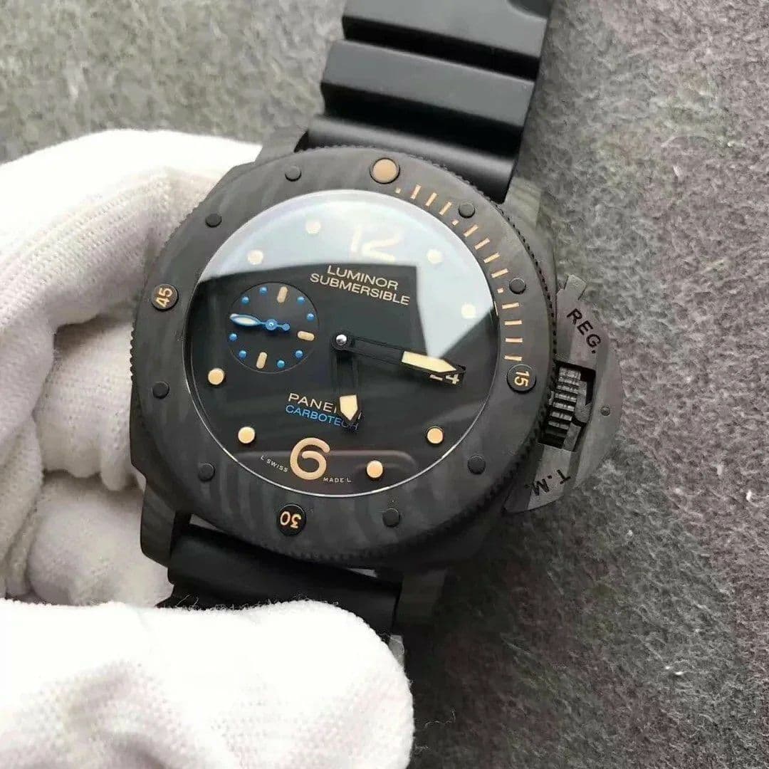 PAM616 Special Edition Forged Carbon XF Best Edition on Black Rubber Strap P.9000 PAM616 Special Edition Forged Carbon XF Best Edition on Black Rubber Strap P.9000