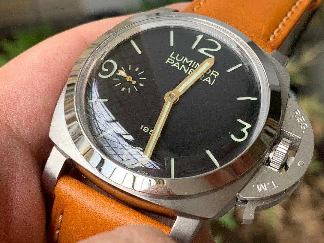 PAM127 E XF 1:1 Best Edition on Brown Leather Strap A6497 with Y-Incabloc PAM127 E XF 1:1 Best Edition on Brown Leather Strap A6497 with Y-Incabloc