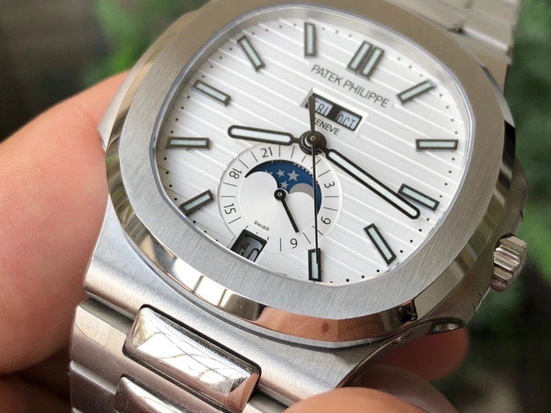 NAUTILUS 5726 COMPLICATED SS 1:1 BEST EDITION WHITE TEXTURED DIAL ON SS BRACELE