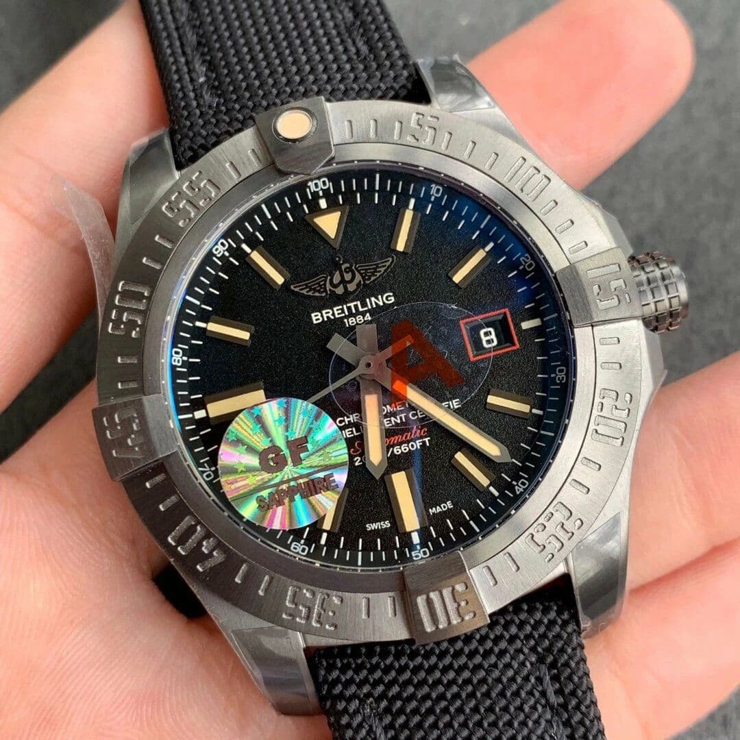Breitling Avenger BlackBird 44mm DLC/TI/NY Black GF