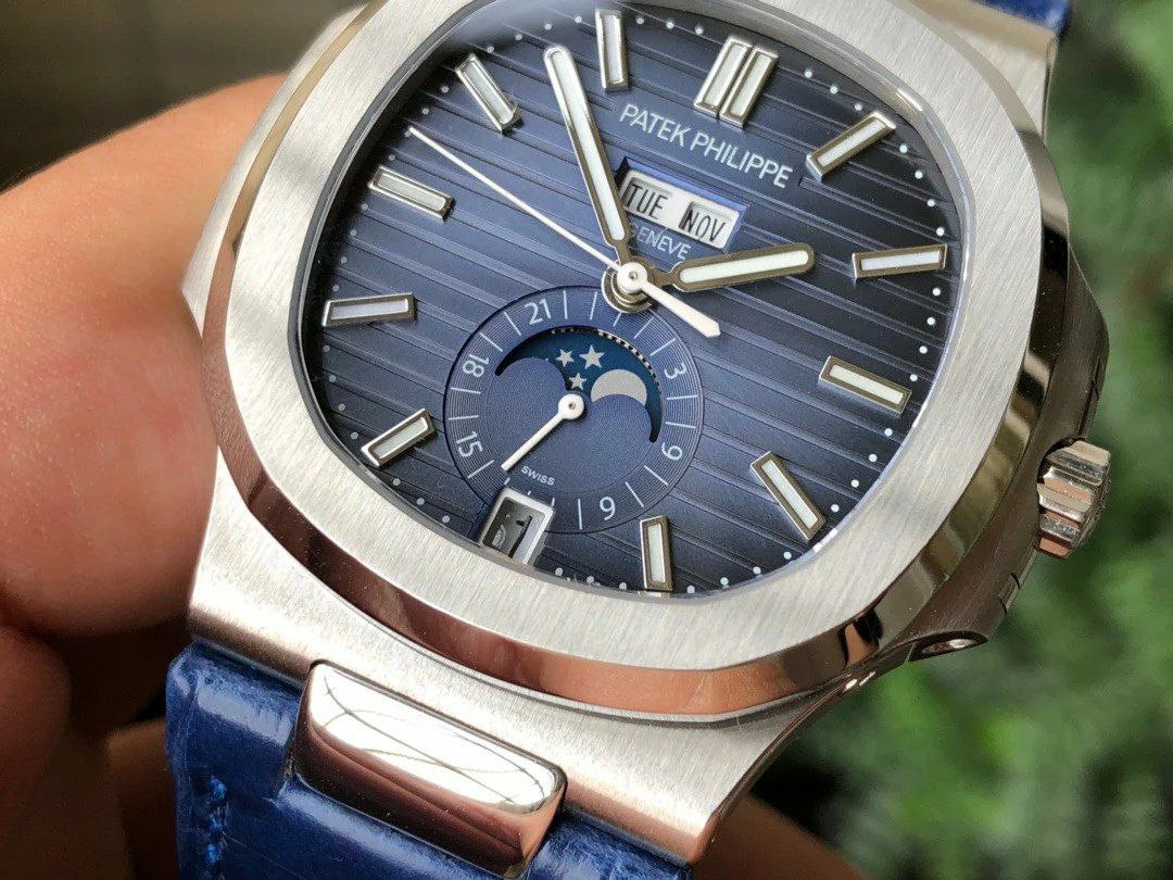 NAUTILUS 5726 COMPLICATED SS 1:1 BEST EDITION BLUE TEXTURED DIAL ON BLUE LEATHER STRAP A324 NAUTILUS 5726 COMPLICATED SS 1:1 BEST EDITION BLUE TEXTURED DIAL ON BLUE LEATHER STRAP A324