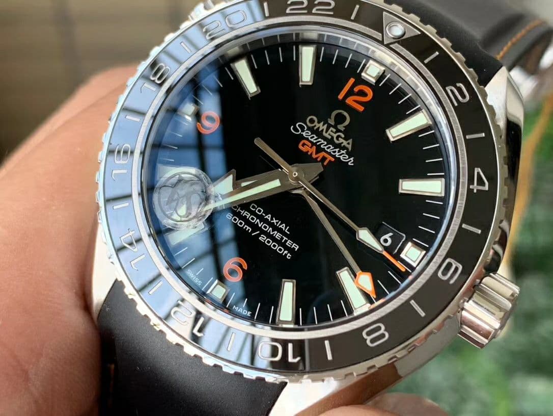 Planet Ocean 600M Co-Axial GMT 43.5mm VSF 1:1 Best Edition Black Dial Orange Markers Black Ceramic Bezel on Black Rubber Strap A8605 Super Clone Planet Ocean 600M Co-Axial GMT 43.5mm VSF 1:1 Best Edition Black Dial Orange Markers Black Ceramic Bezel on Black Rubber Strap A8605 Super Clone