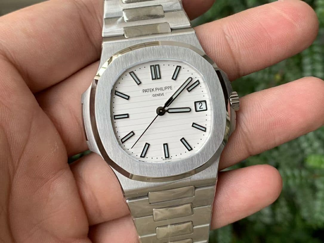 Nautilus 5711/1A PPF 1:1 Best Edition White Textured Dial on SS Bracelet 324CS V4