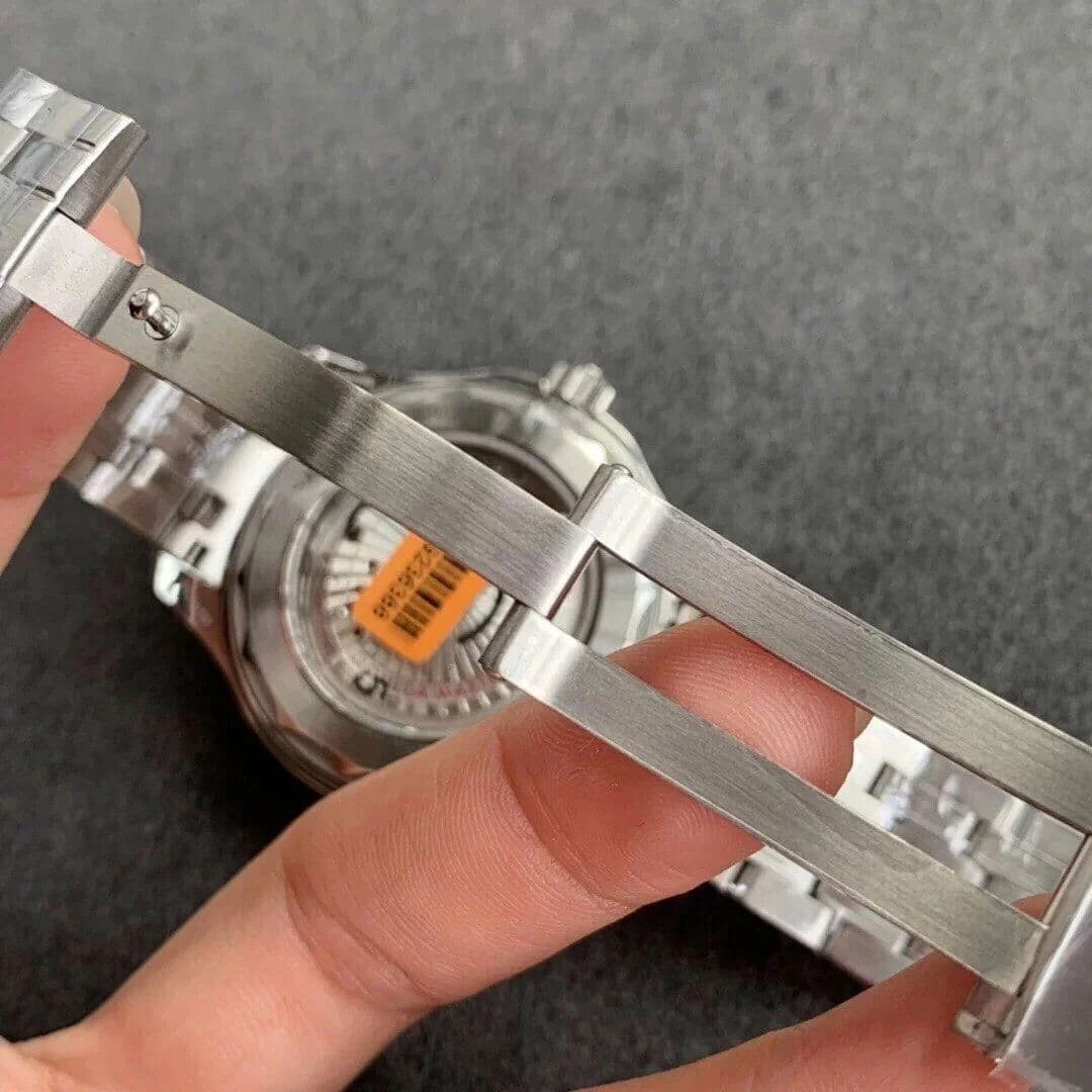 Omega Seamaster Diver 300M SS VSF White Dial