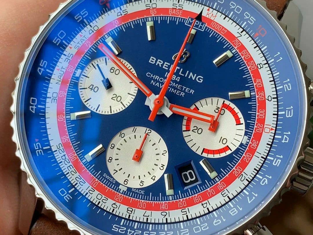Navitimer B01 Chronograph 43 TWA Editioin SS OXF Blue Dial on SS Mesh Bracelet A7750